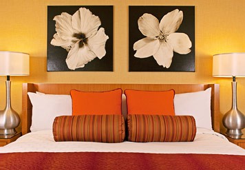 009 PALM_SPRINGS,_RENAISSANCE_SUITE_ART